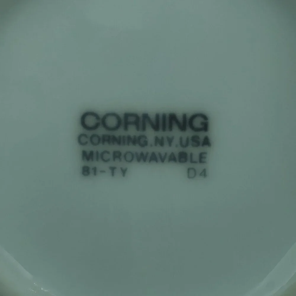 Corning White Swirl Sugar Bowl with Knob Lid Corelle White Stoneware Sugar Bowl